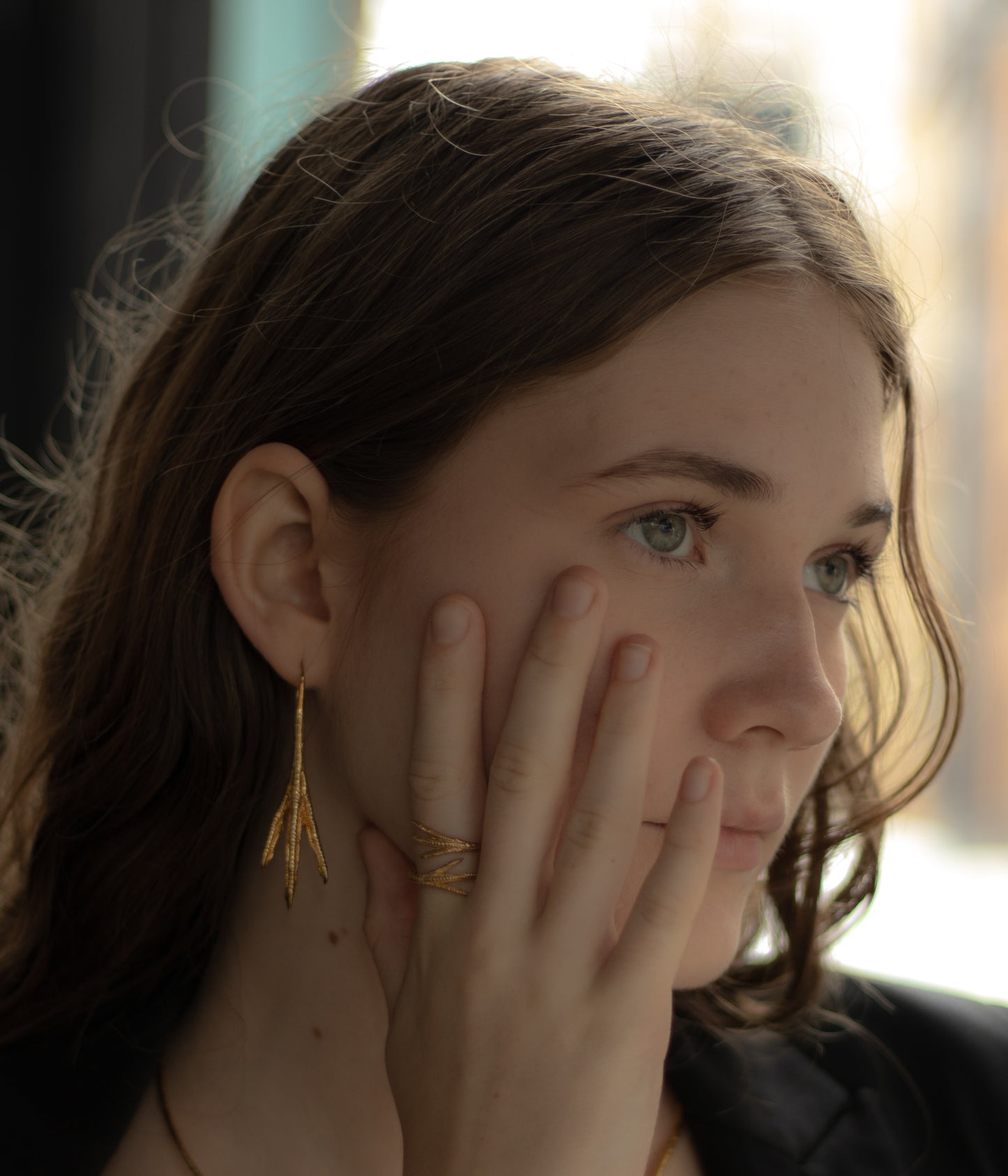 Chicken Feet Earrings in gold