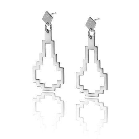 Extra light earrings from Drop collection. This design represents the contour of a drop. Material: 925 silver. Size: the length is 45mm.